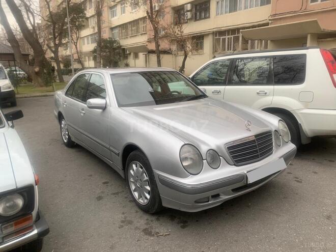 Mercedes E 270 1999, 290,000 km - 2.7 л - Bakı