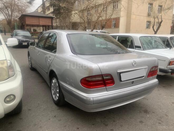 Mercedes E 270 1999, 290,000 km - 2.7 л - Bakı
