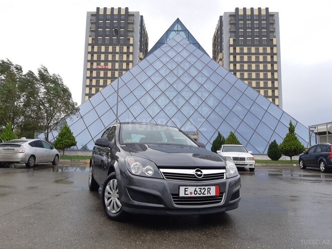 Opel Astra 2009, 115,700 km - 1.4 l - Bakı
