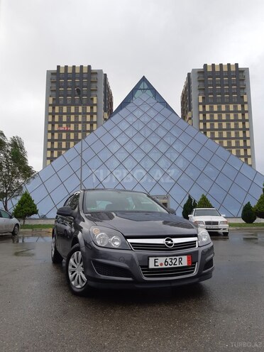 Opel Astra 2009, 115,700 km - 1.4 l - Bakı