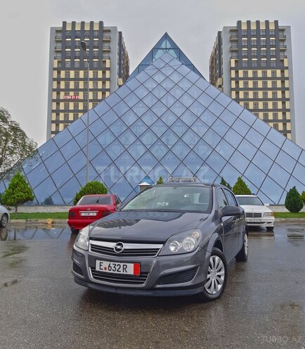Opel Astra 2009, 115,700 km - 1.4 l - Bakı