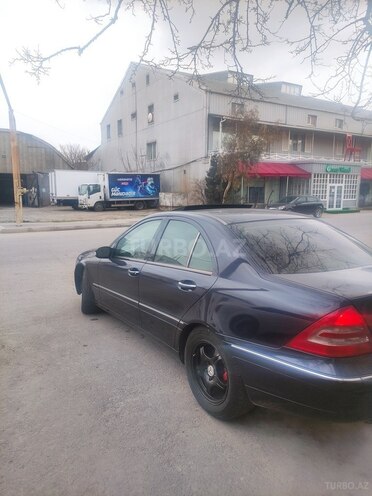 Mercedes C 200 2001, 485,000 km - 2.0 l - Bakı