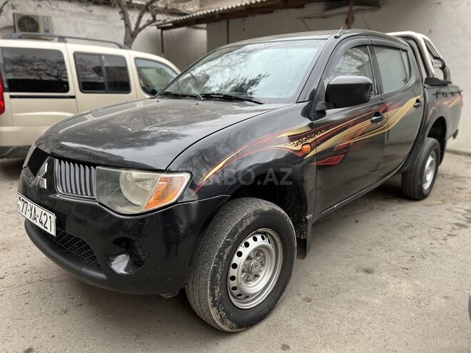 Mitsubishi L200 2007, 276,641 km - 2.5 l - Bakı