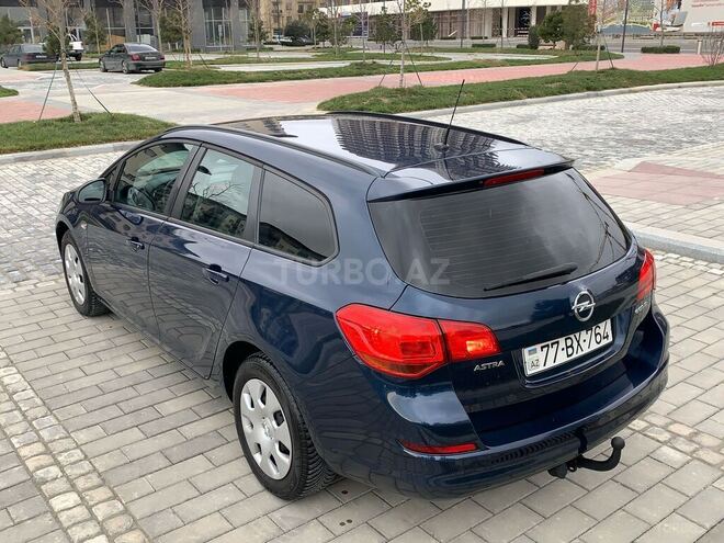 Opel Astra 2011, 239,920 km - 1.3 l - Bakı