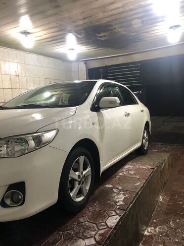 Toyota Corolla 2013, 135,440 km - 1.8 л - Bakı