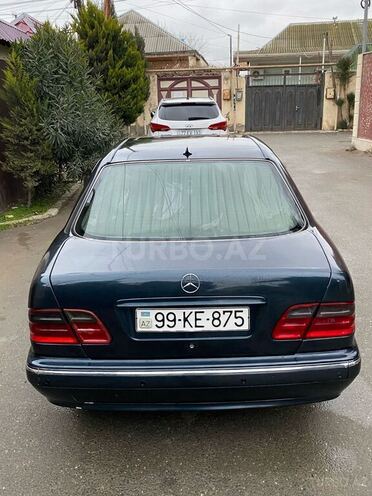 Mercedes E 270 1999, 490,000 km - 2.7 l - Bakı