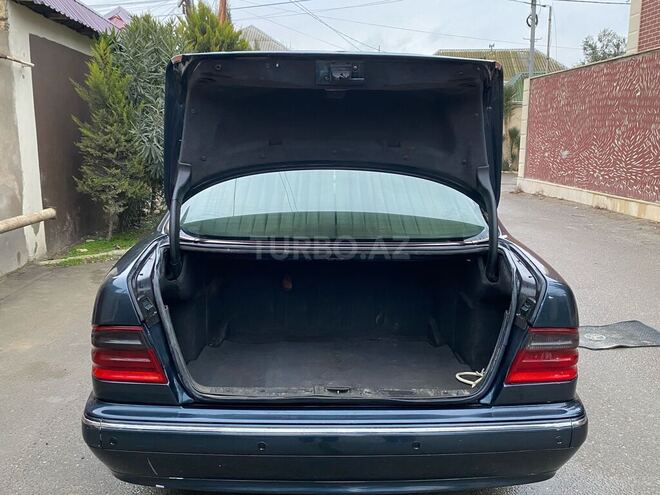 Mercedes E 270 1999, 490,000 km - 2.7 l - Bakı