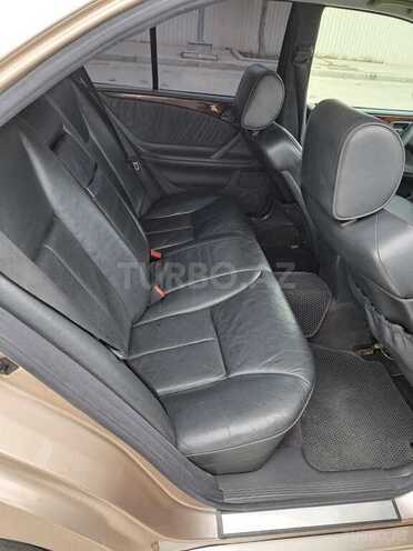 Mercedes E 220 2000, 28,700 km - 2.2 л - Balakən