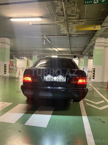 Mercedes E 280 1999, 351,000 km - 2.8 l - Bakı