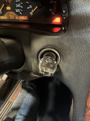 Mercedes E 280 1999, 351,000 km - 2.8 l - Bakı