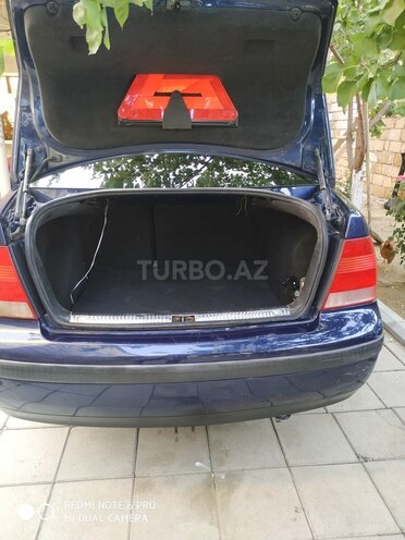 Volkswagen Bora 1999, 375,000 km - 1.6 l - Şirvan