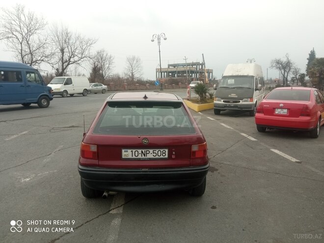 Opel Astra 1993, 356,554 km - 1.6 l - Zaqatala