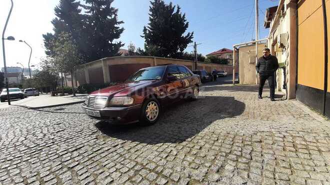 Mercedes C 220 1995, 274,589 km - 2.2 l - Bakı