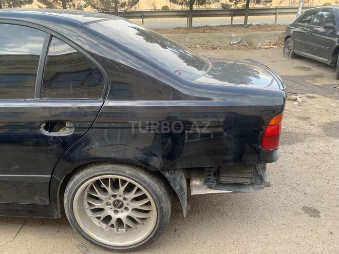 BMW 540 2000, 200,000 km - 4.4 l - Bakı