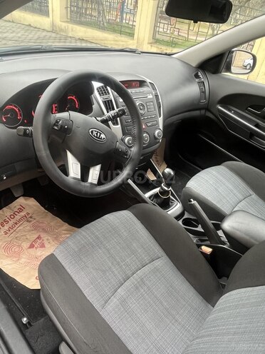 Kia Ceed 2010, 177,000 km - 1.4 l - Bakı