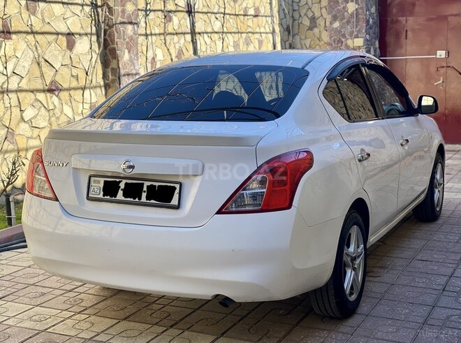 Nissan Sunny 2013, 224,258 km - 1.5 л - Bakı