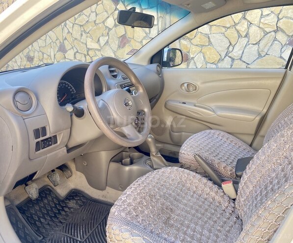 Nissan Sunny 2013, 224,258 km - 1.5 л - Bakı