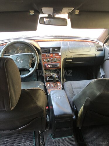 Mercedes C 220 1999, 24,000 km - 2.2 l - Bakı