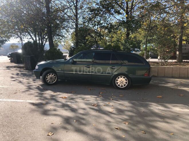 Mercedes C 220 1999, 24,000 km - 2.2 l - Bakı