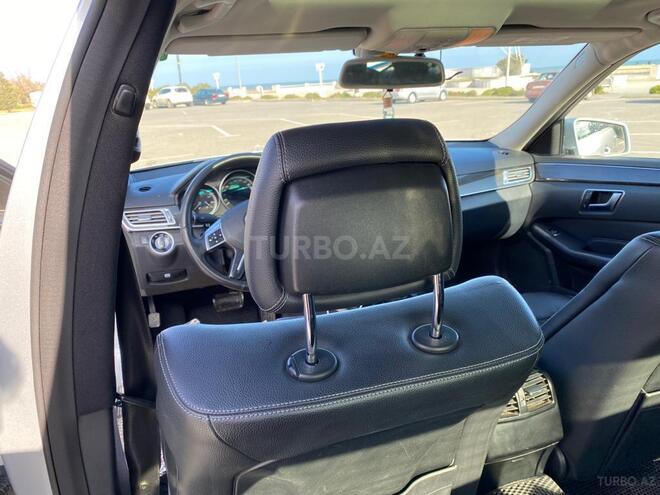 Mercedes E 220 2013, 187,000 km - 2.2 l - Şirvan