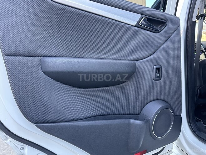 Mercedes B 170 2008, 87,000 km - 1.7 l - Bakı
