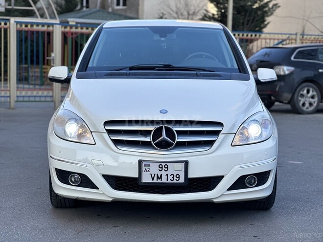 Mercedes B 170 2008, 87,000 km - 1.7 l - Bakı