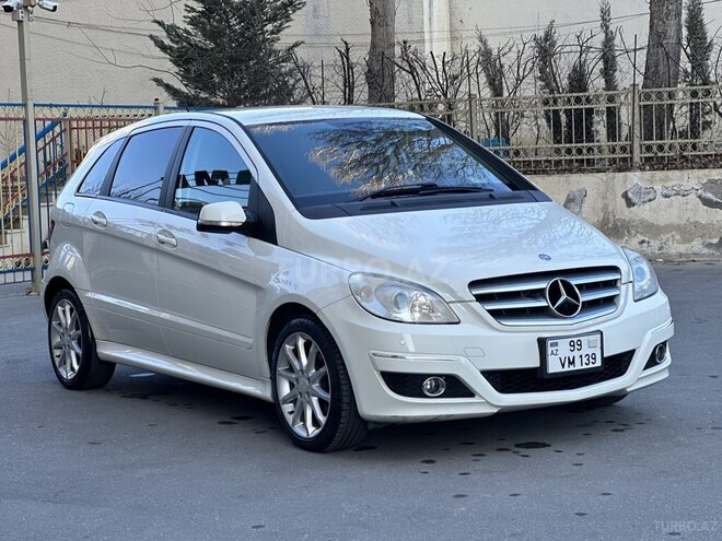 Mercedes B 170 2008, 87,000 km - 1.7 l - Bakı