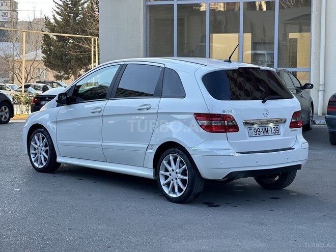 Mercedes B 170 2008, 87,000 km - 1.7 l - Bakı