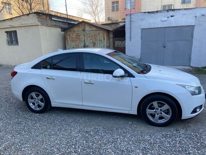 Chevrolet Cruze 2009, 177,000 km - 1.6 л - Bakı