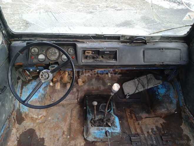 LuAz  1990, 121,212 km - 1.2 l - Şamaxı