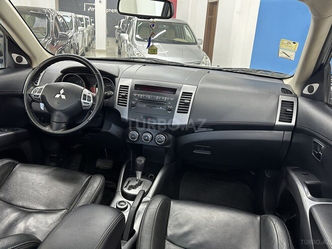 Mitsubishi Outlander 2013, 237,244 km - 3.0 л - Bakı