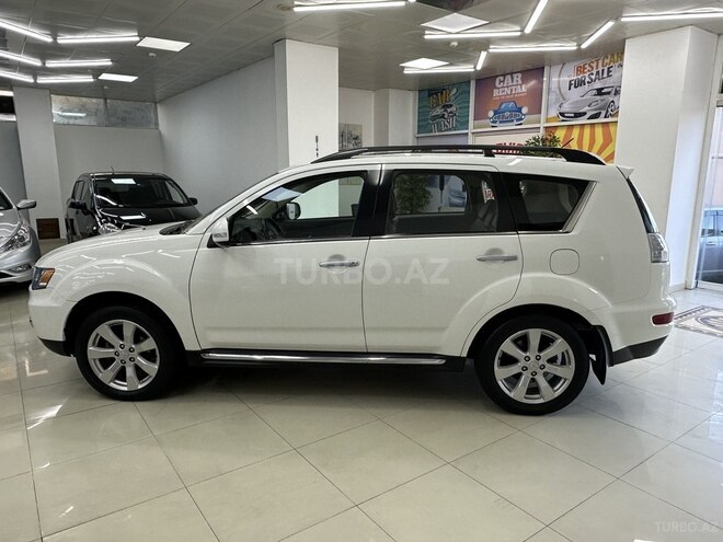 Mitsubishi Outlander 2013, 237,244 km - 3.0 л - Bakı