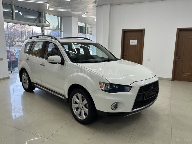 Mitsubishi Outlander 2013, 237,244 km - 3.0 л - Bakı