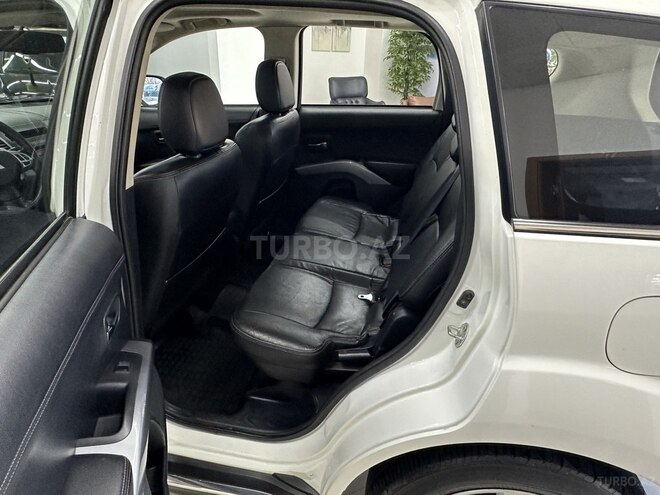 Mitsubishi Outlander 2013, 237,244 km - 3.0 л - Bakı