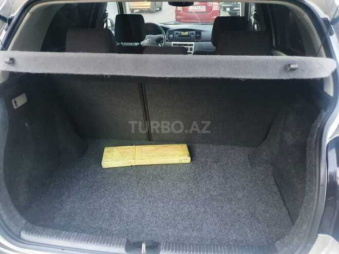 Toyota Corolla 2005, 205,000 km - 1.4 l - Bakı