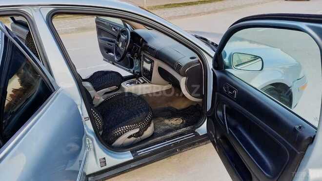 Volkswagen Passat 2003, 230,000 km - 1.8 l - Sumqayıt