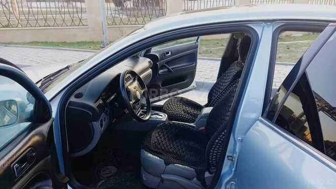 Volkswagen Passat 2003, 230,000 km - 1.8 l - Sumqayıt