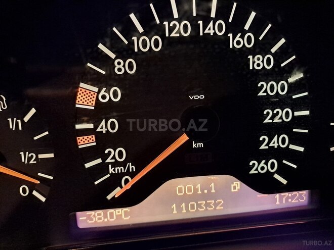 Mercedes E 240 1998, 110,332 km - 2.4 l - Sumqayıt