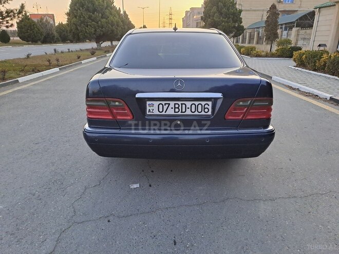 Mercedes E 240 1998, 110,332 km - 2.4 l - Sumqayıt