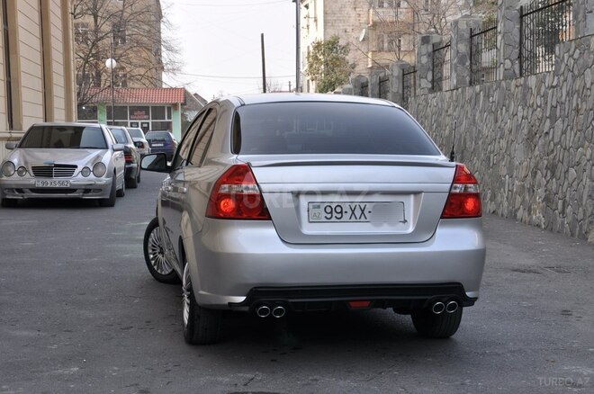 Chevrolet Aveo 2011, 274,156 km - 1.4 l - Şəki