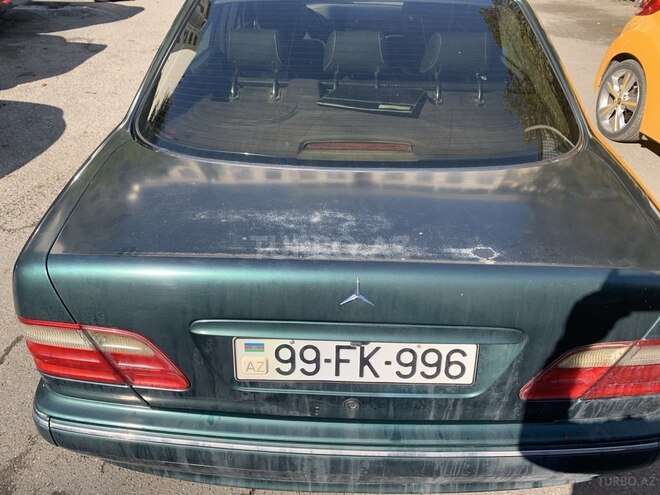 Mercedes E 280 1999, 295,000 km - 2.8 л - Bakı