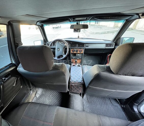 Mercedes 190 1991, 300,000 km - 2.0 l - Bakı