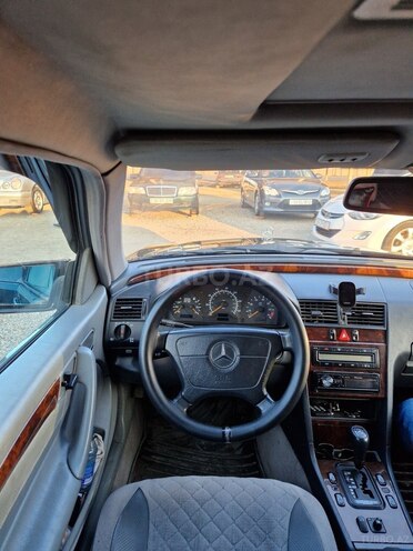 Mercedes C 230 1998, 300,852 km - 2.3 l - Gəncə