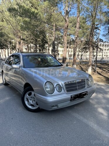 Mercedes E 200 1997, 245,000 km - 2.0 l - Sumqayıt