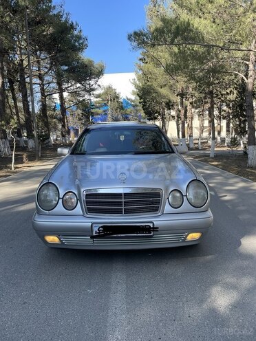 Mercedes E 200 1997, 245,000 km - 2.0 l - Sumqayıt