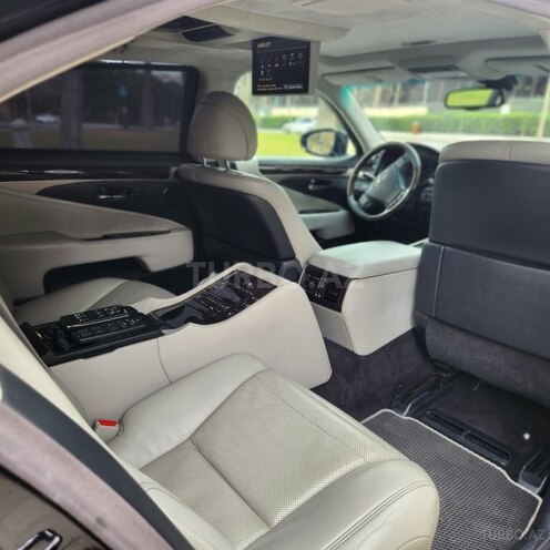 Lexus  2013, 174,000 km - 5.0 л - Bakı