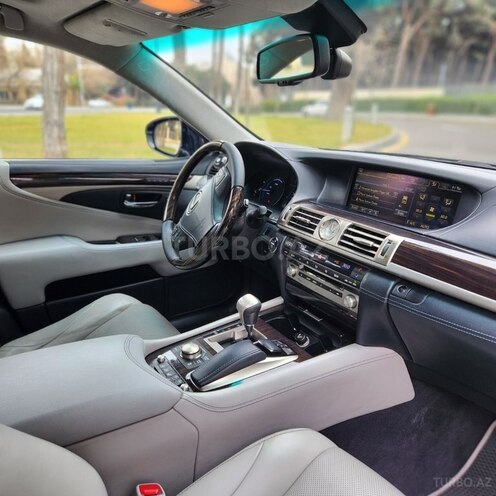 Lexus  2013, 174,000 km - 5.0 л - Bakı