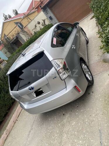 Toyota Prius V 2012, 330,000 km - 1.8 l - Bakı