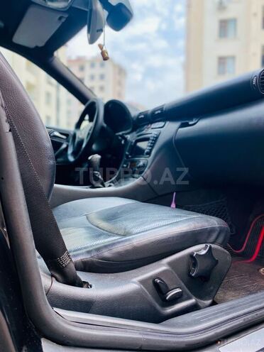 Mercedes C 240 2001, 258,000 km - 2.6 l - Bakı