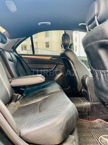 Mercedes C 240 2001, 258,000 km - 2.6 l - Bakı